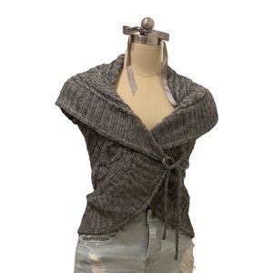 RW & Co wool short sleeve wrap shawl/vest